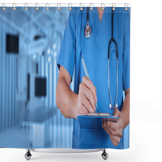 Personality  Success Smart Medical Doctor With Operating Room Shower Curtains