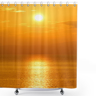 Personality  Setting Sun Shower Curtains