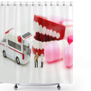 Personality  Miniature People : Doctor And Paramedic Attending To Patient In  Shower Curtains