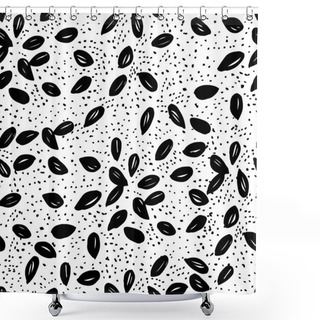 Personality  Black And White Seeds Pattern Shower Curtains