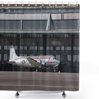 Personality  Douglas C-54 Skymaster Us Air Force Aircraft At Berlin Tempelhof Shower Curtains