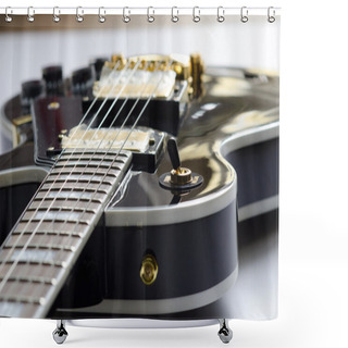Personality  Vintage Electric Guitar Shower Curtains
