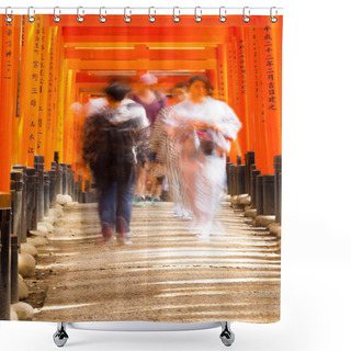Personality  Fushimi Inari Shrine People Walking Blurred Torii Shower Curtains