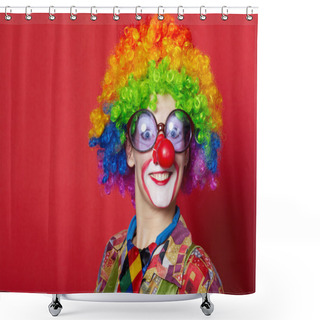 Personality  Funny Clown With Glasses On Red Shower Curtains