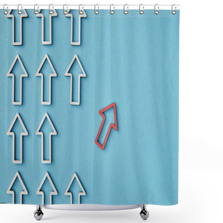 Personality  Top View Of Rows Vertical White Arrows Near Red Pointer On Blue Background Shower Curtains