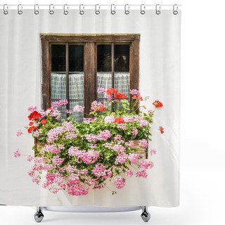 Personality  Old Window Shower Curtains