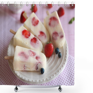 Personality  Tasty Fruit Ice-cream Shower Curtains